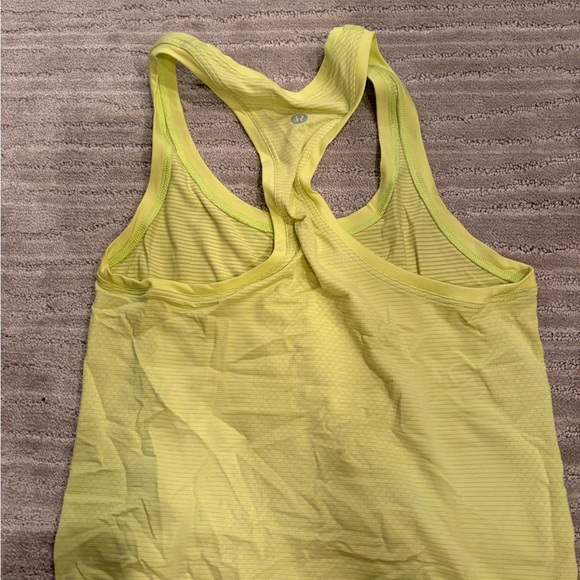 Lululemon Razorback Tank Top - Picture 1 of 2